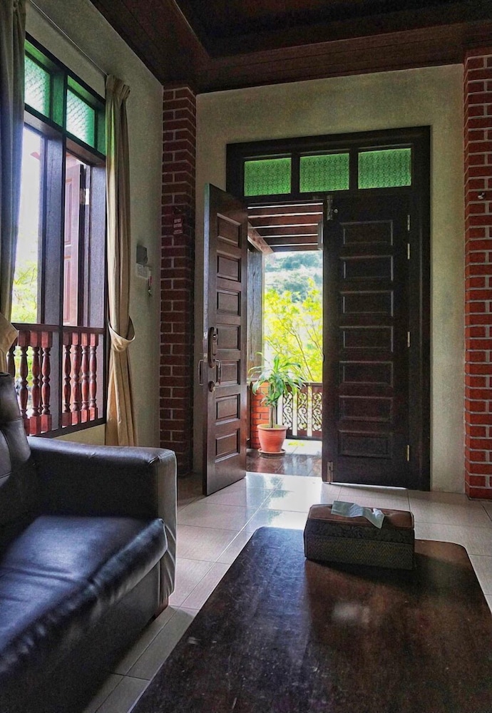 Jasmine Villa Tropical Garden 15/44