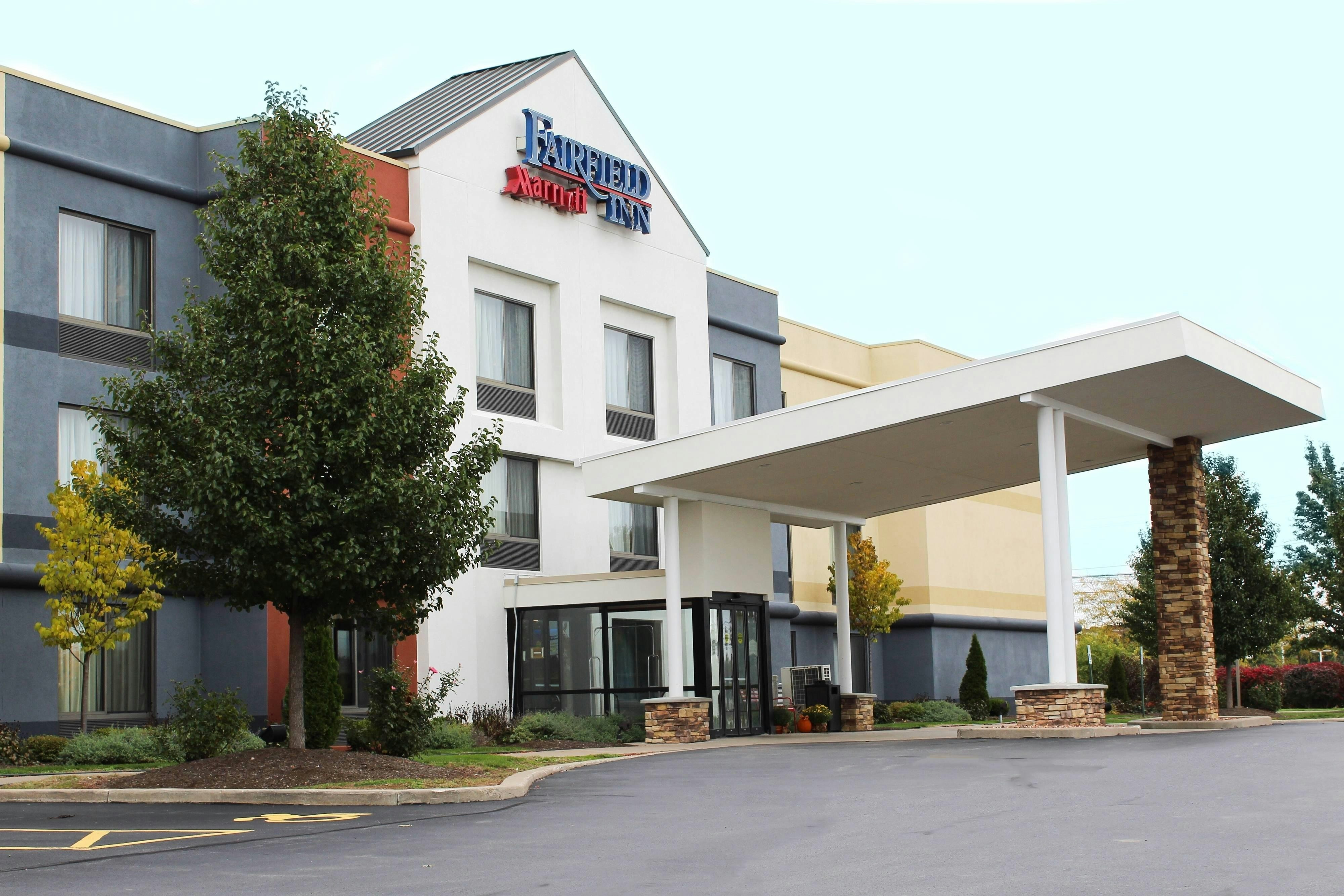 Fairfield Inn Rochester Henrietta/University Area 2/28