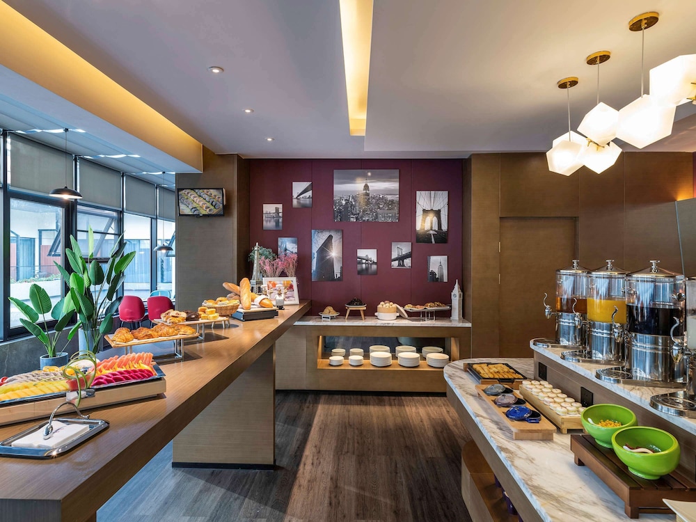 Mercure Suzhou Downtown 62/75