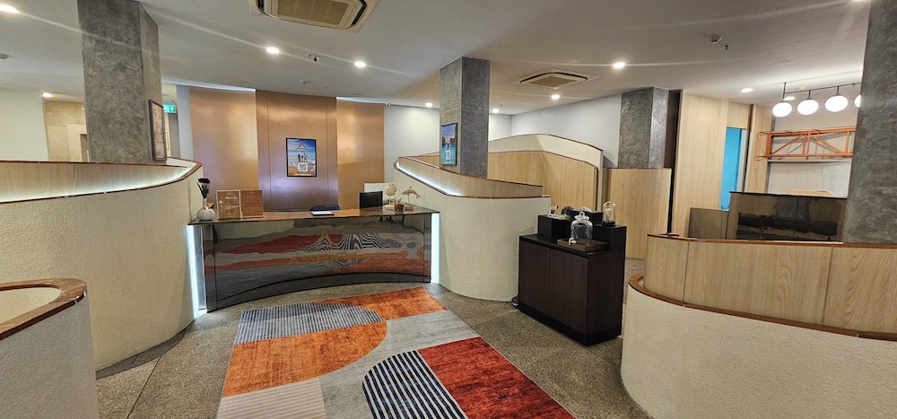 Aspira Central Patong 8/60