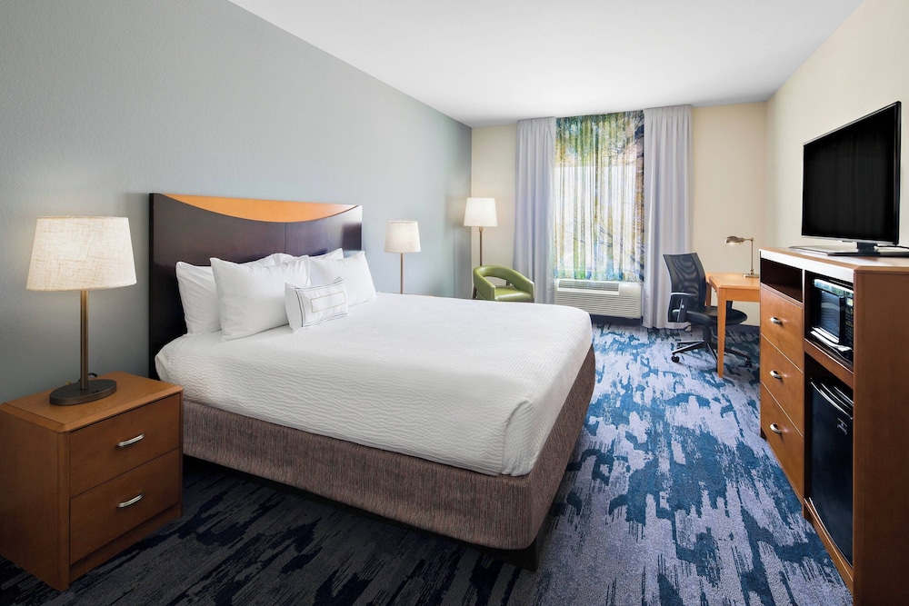 Fairfield Inn Suites Hobbs 9/44