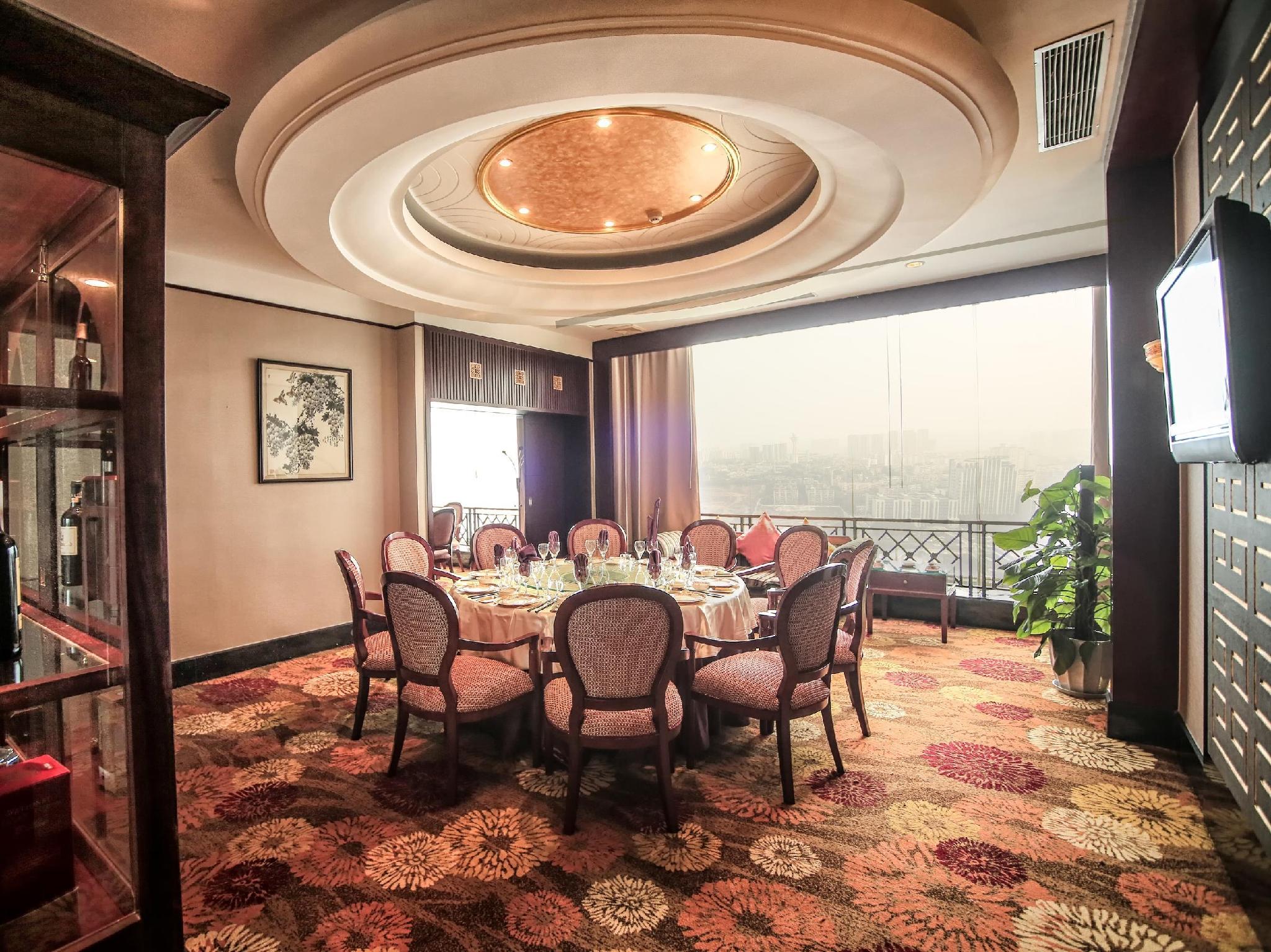 Carlton Chongqing 20/31