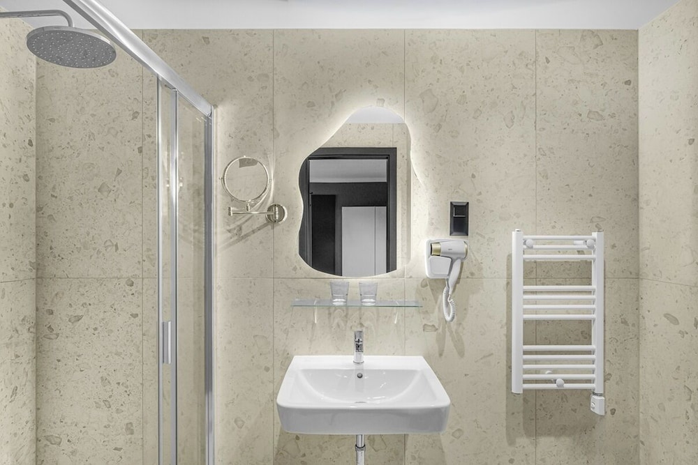 Hotel Allora 48/48