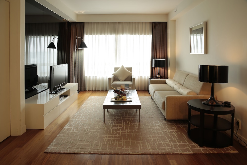 Kukdo Hotel 34/39