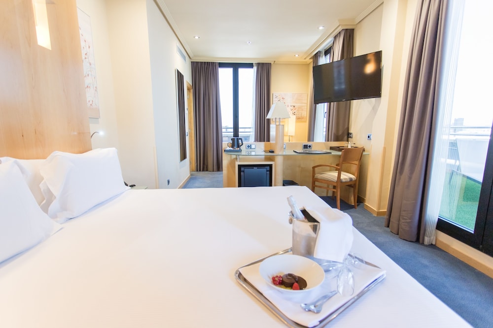 Abba Madrid Hotel 7/25