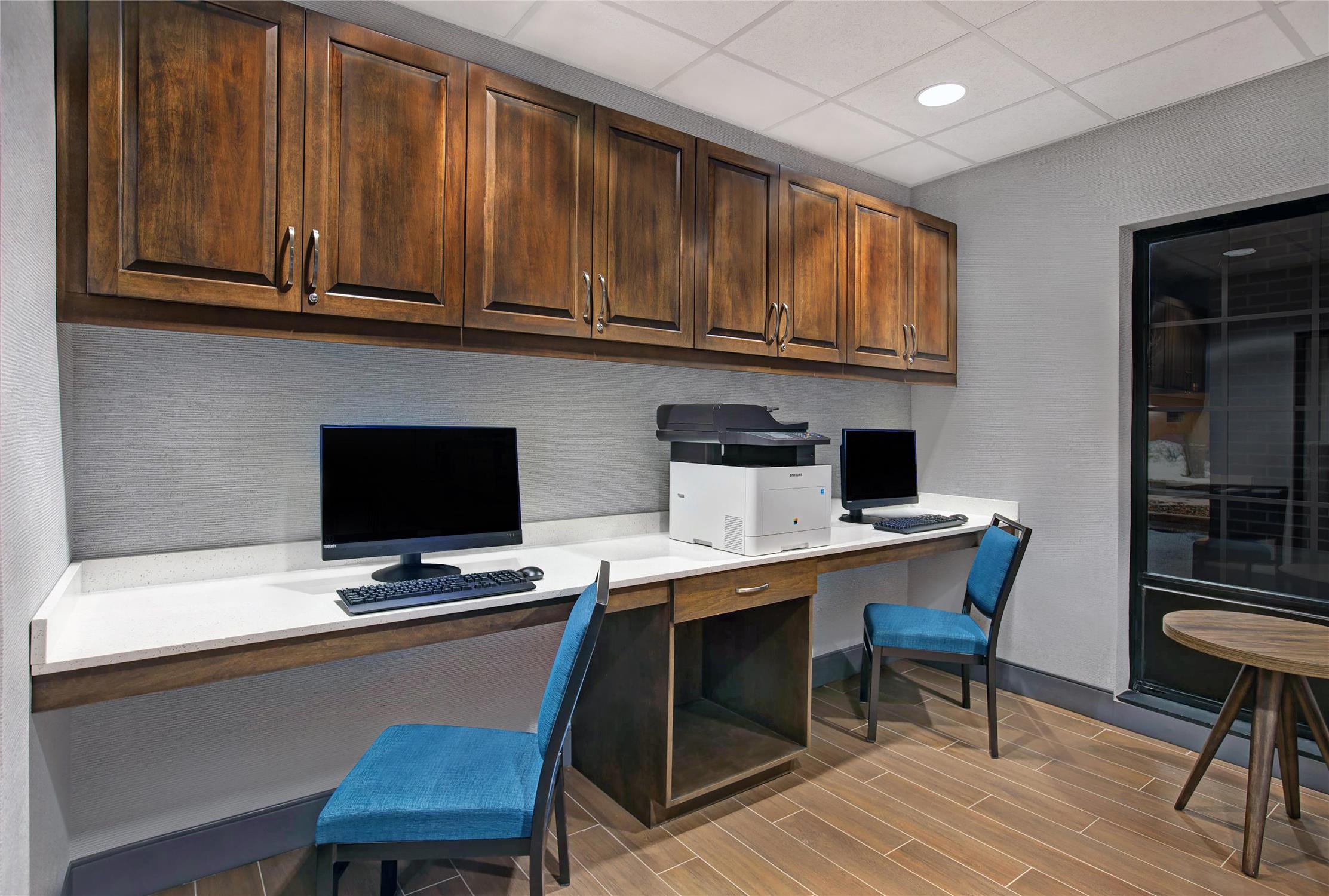 Hampton Inn Westfield 40/45