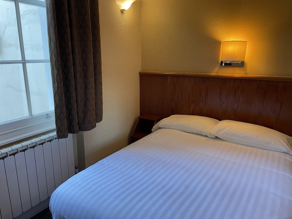 STANDARD, DOUBLE BED