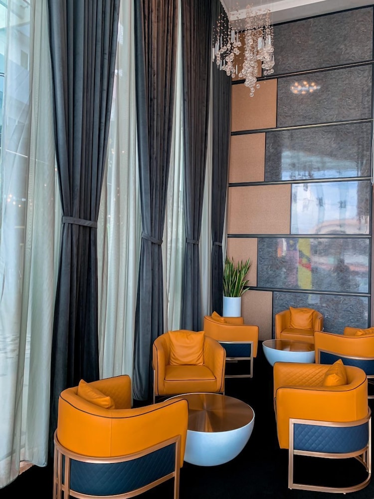Margherita Plaza Hotel 33/63