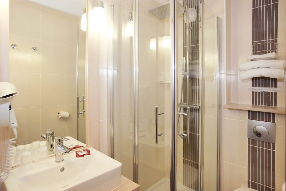 Hotel Inn Rochefort 48/49