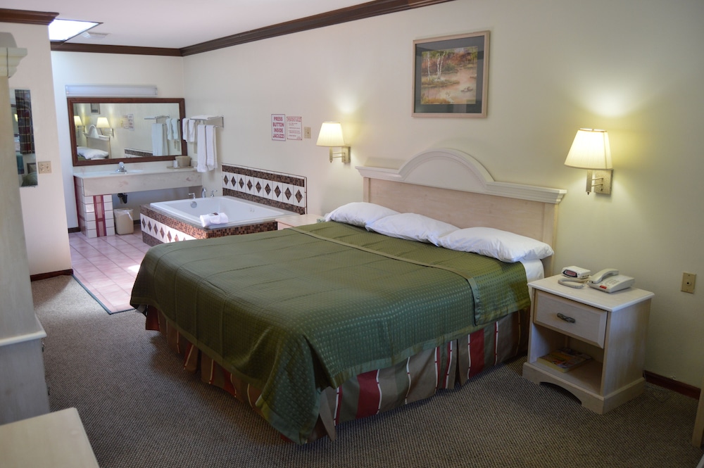 Economy Inn - Akron 20/57