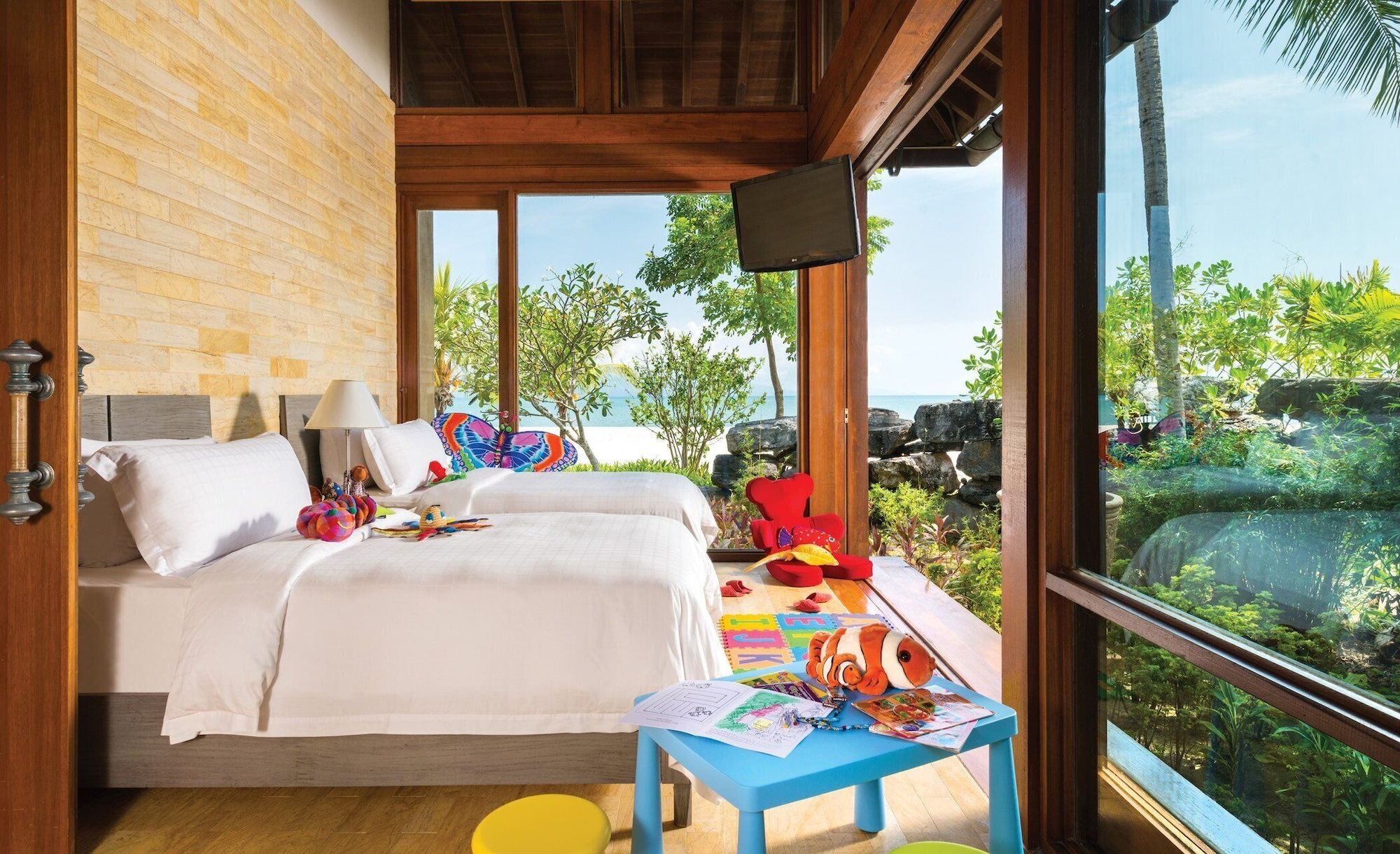 FAMILY BEACH VILLA WITH PLUNGE POOL