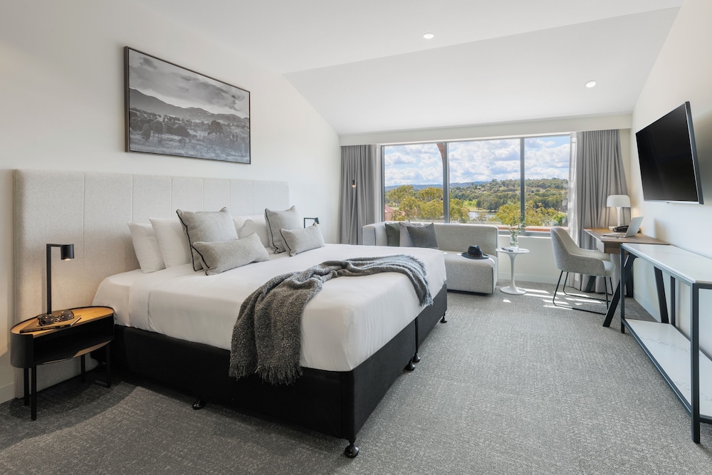 Punthill Tuggeranong 18/45