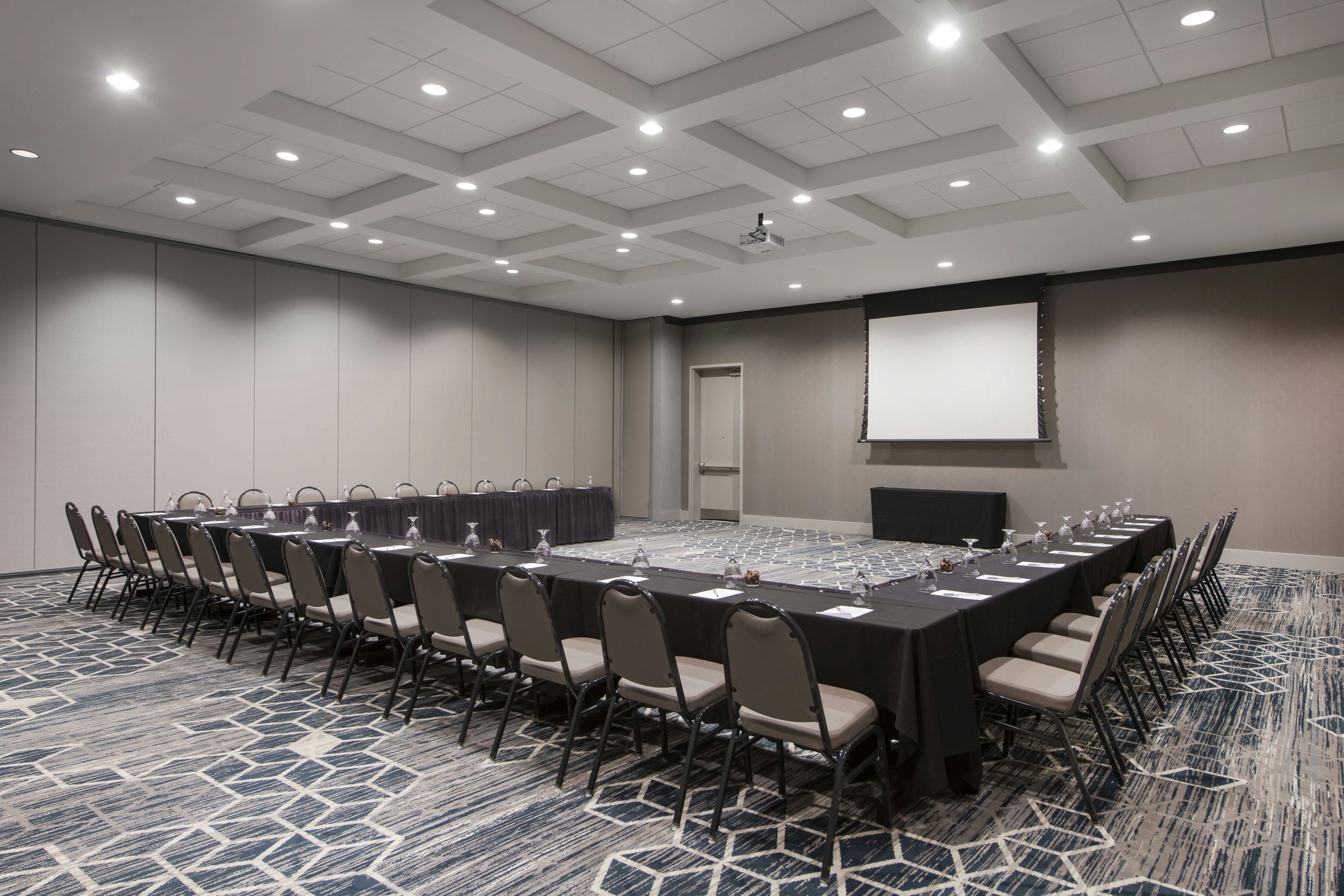 Hilton Garden Inn Raleigh Cary 56/67