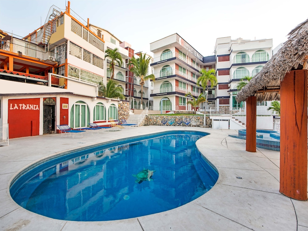 Capital O Hotel El Mejicano Acapulco 38/40