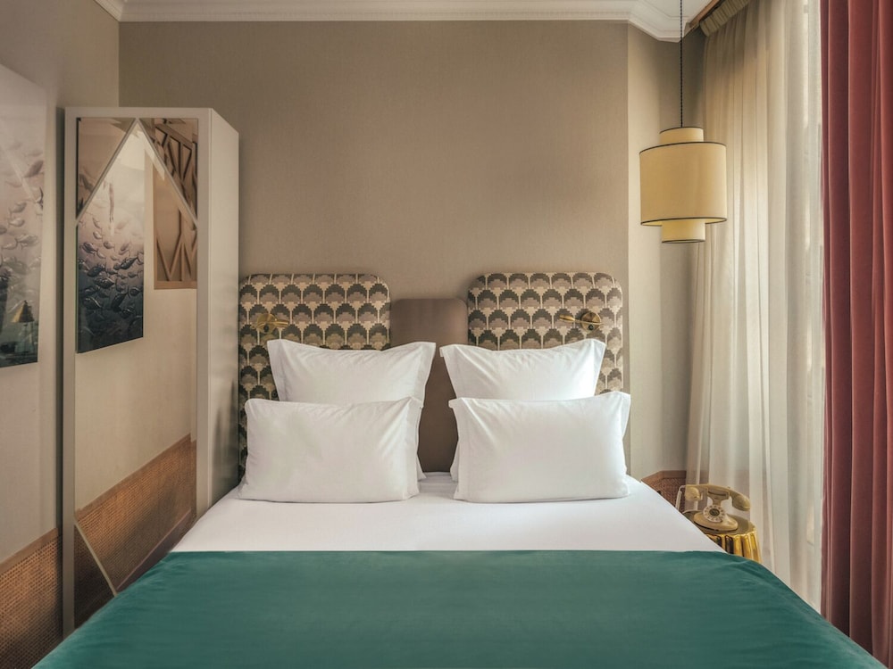 HANDSOME HOTEL BY ELEGANCIA 20/74