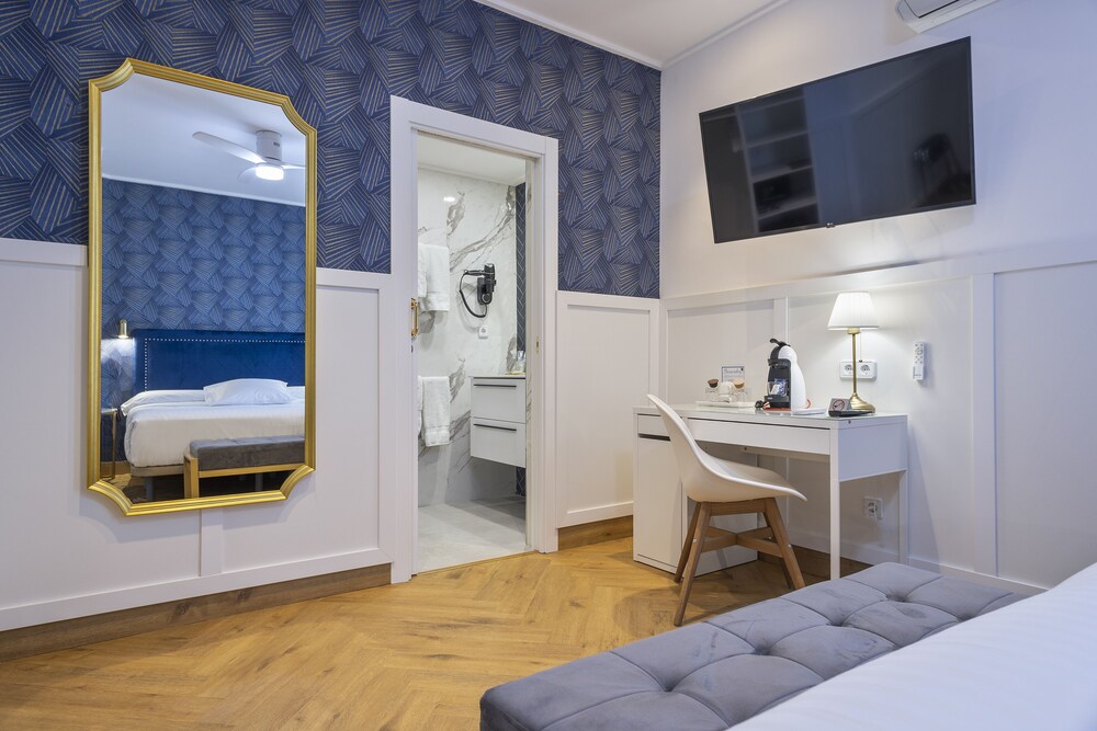 Hostal Venecia 44/62
