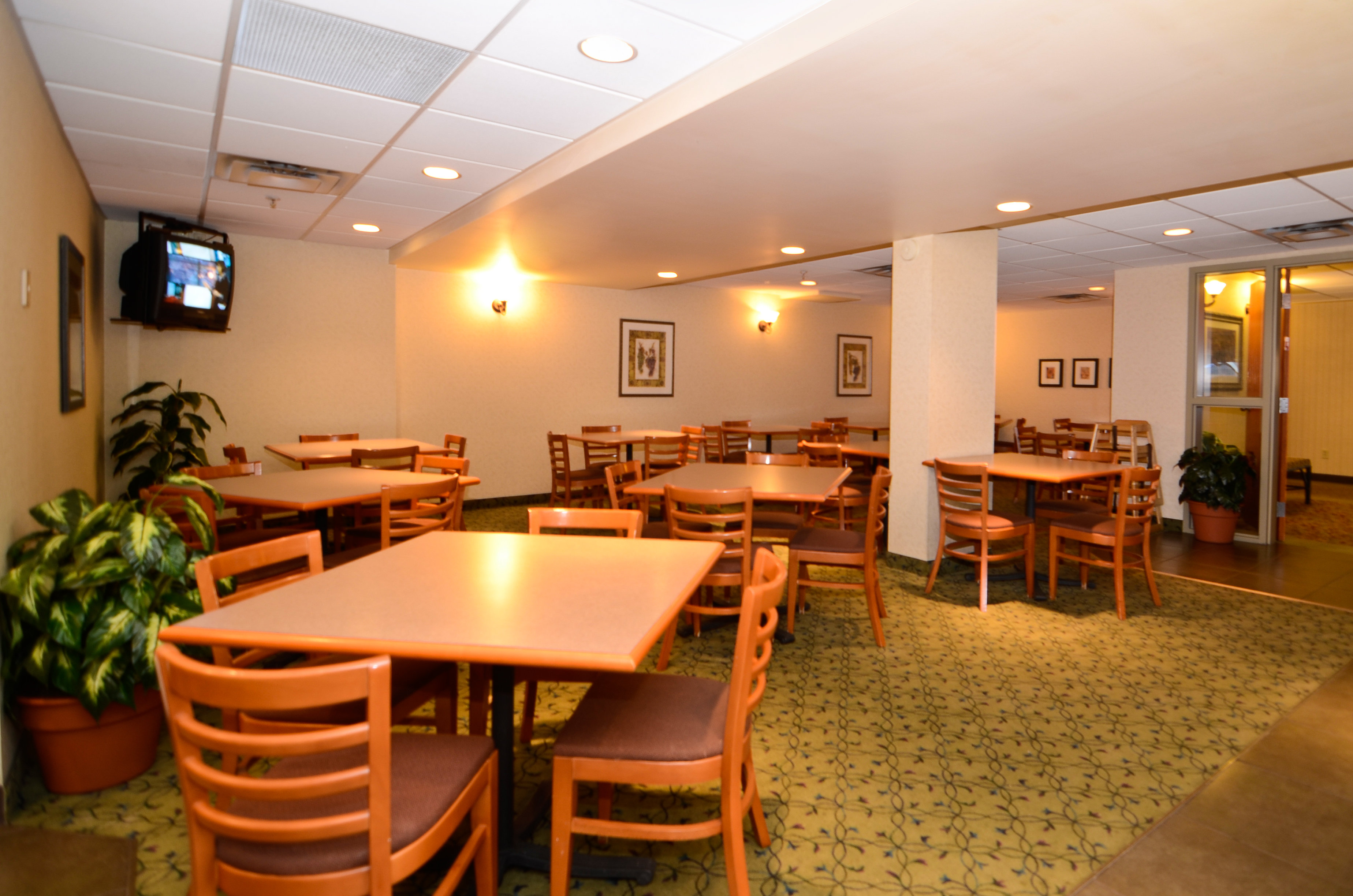 Best Western Plus Calgary Centre Inn 36/50