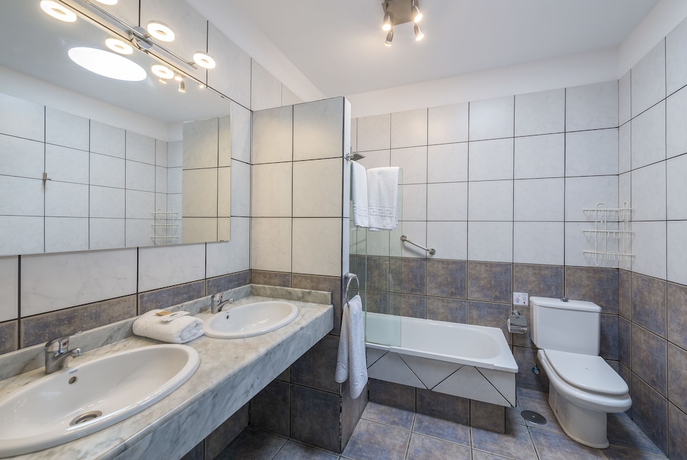 Villas Puerto Rubicon 63/71