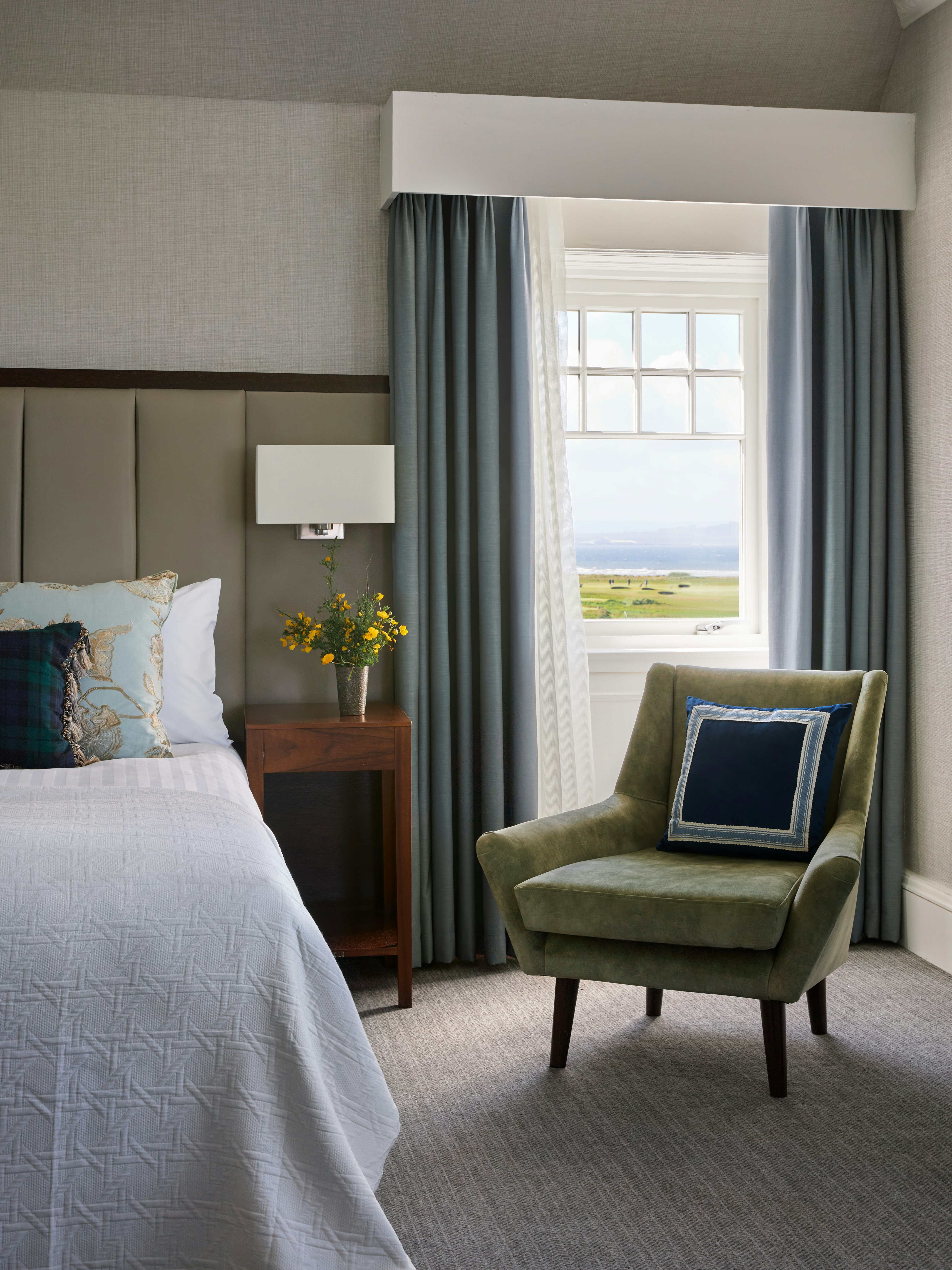Room, Double or Twin Bed, Sea View