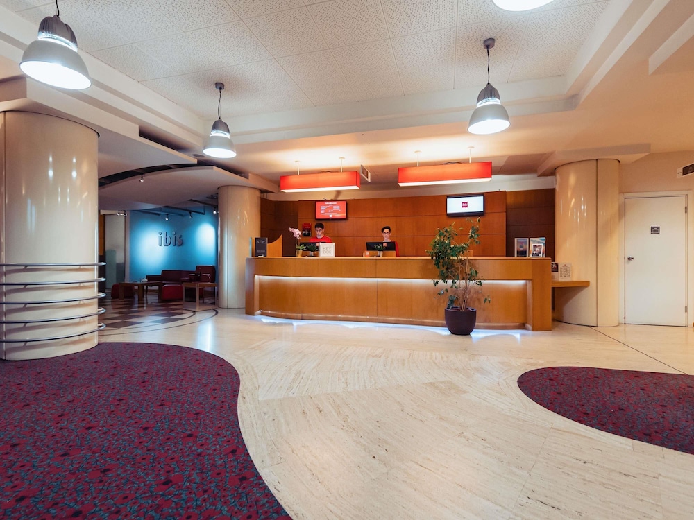 Ibis Florence North Airport Hotel 10/65