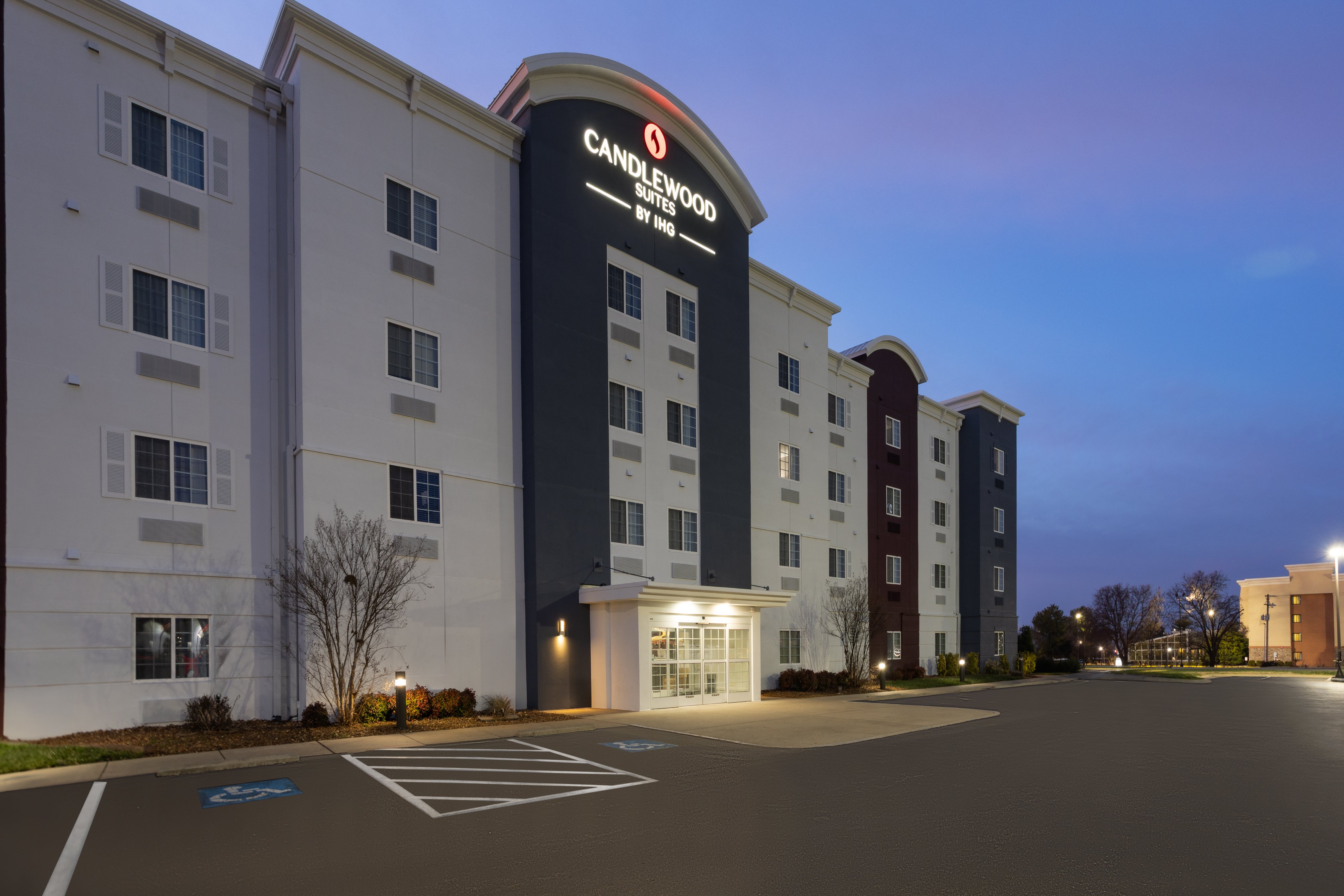 Candlewood Suites Oak Grove - Fort Campbell 59/65