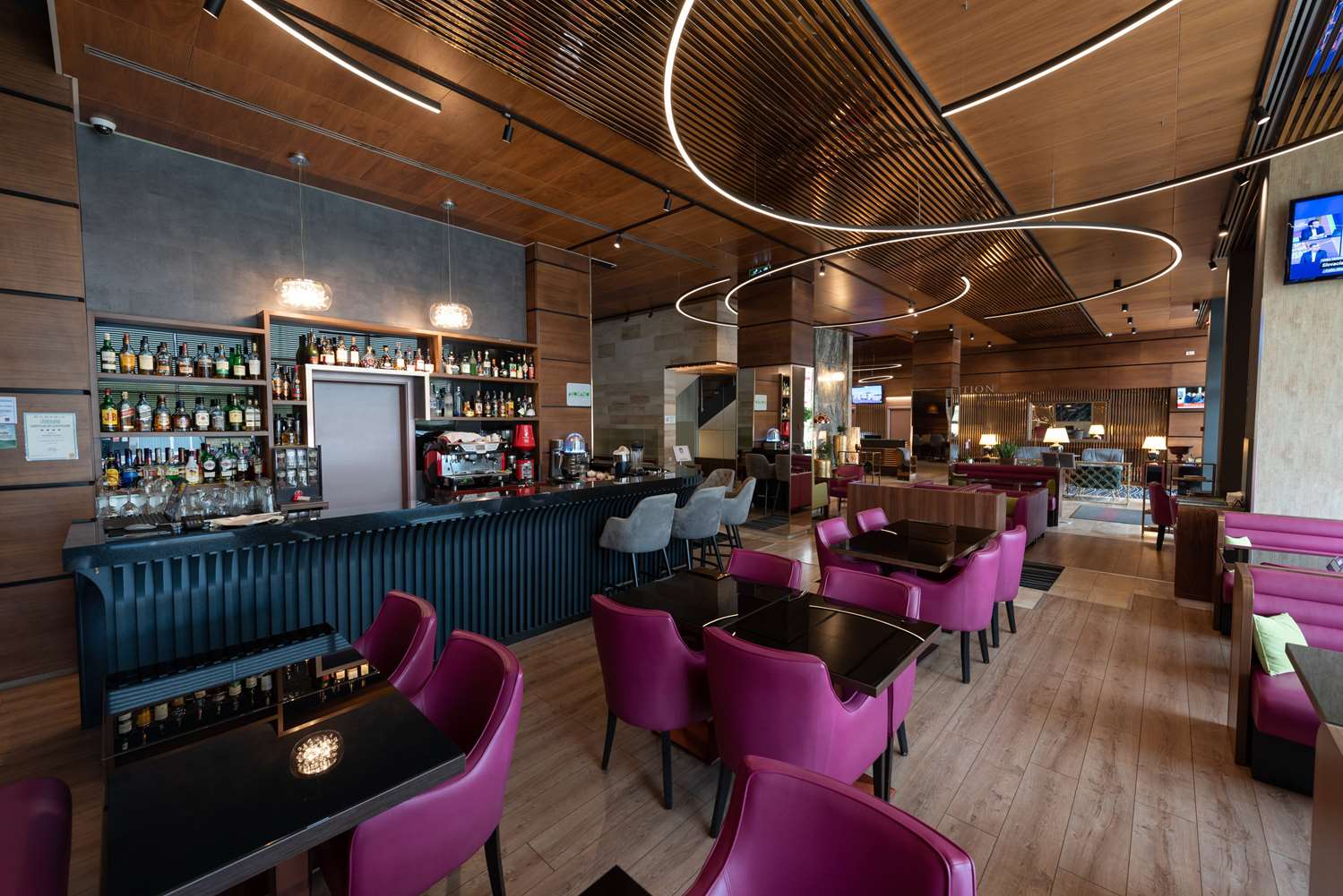 Wyndham Cluj 28/40