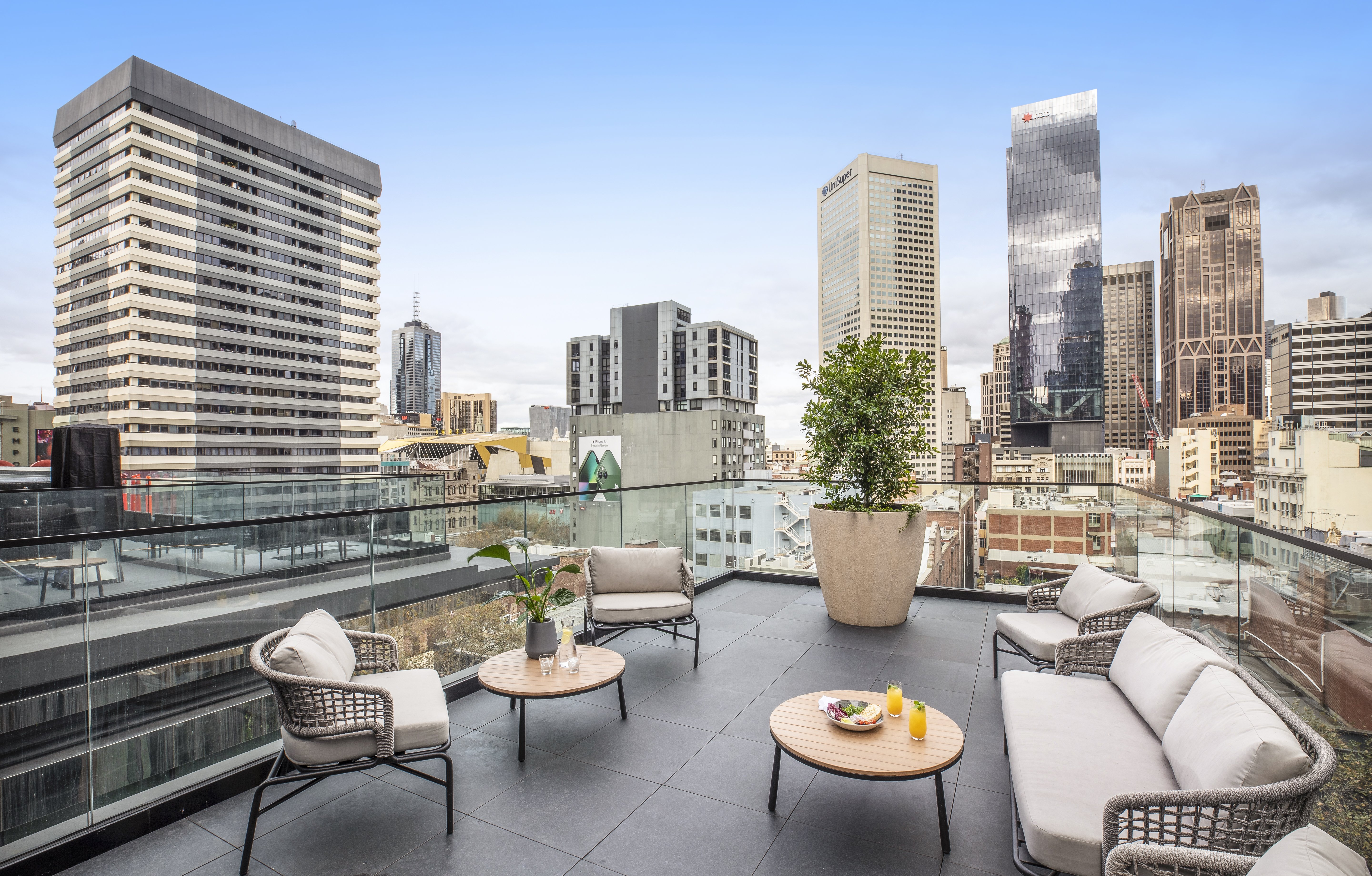 voco Melbourne Central, an IHG Hotel 71/77