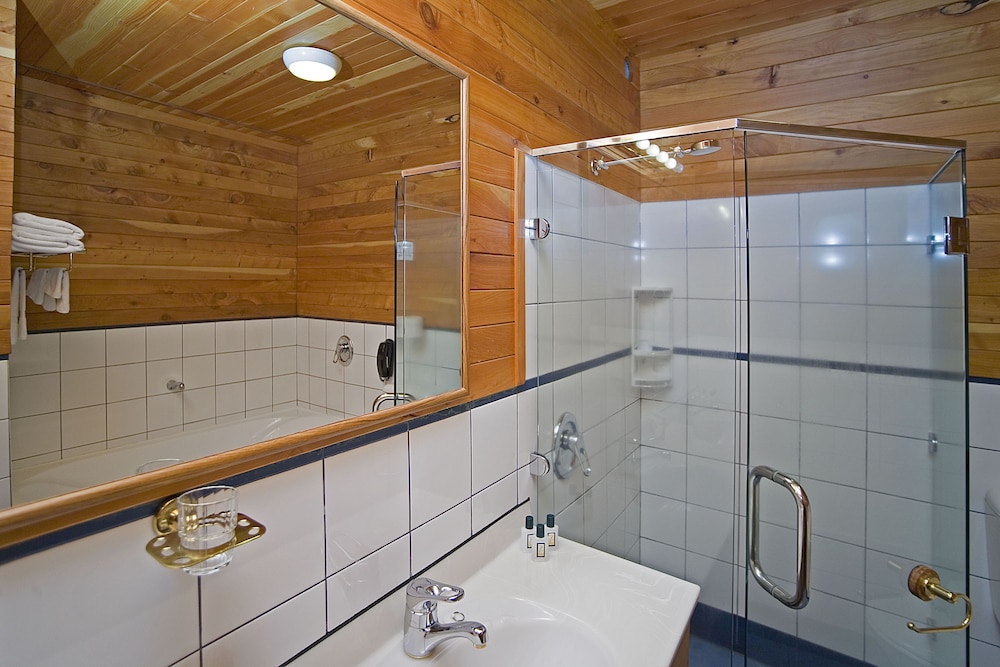 Powderhorn Chateau 47/75
