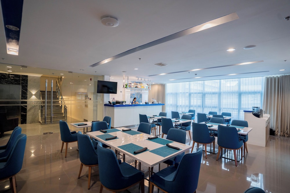 Stacia Hotel 40/48