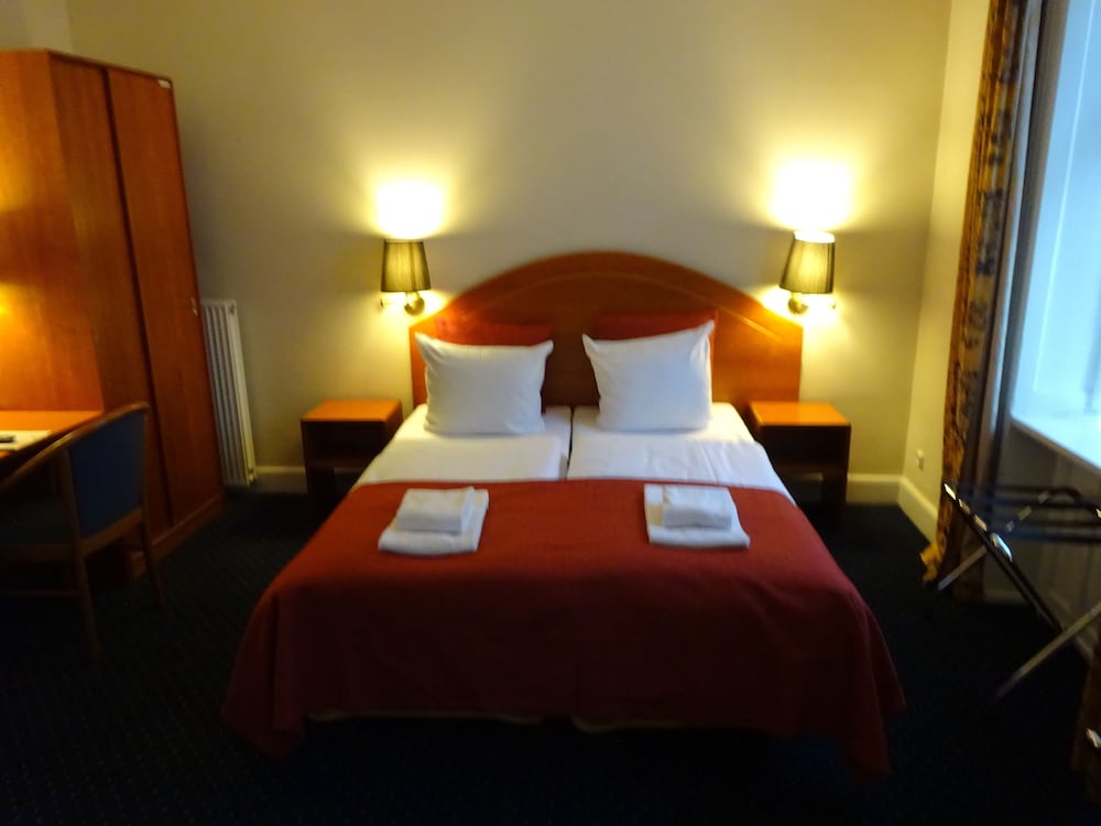 City Nebo Hotel 15/65