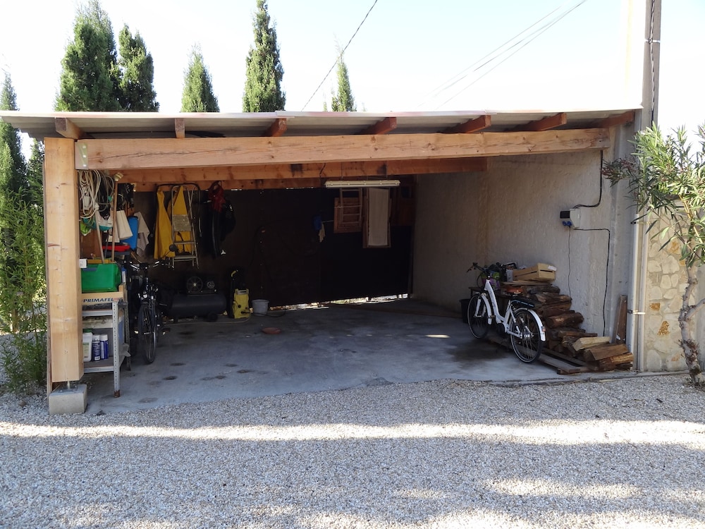 Locations Des Alpilles 30/50
