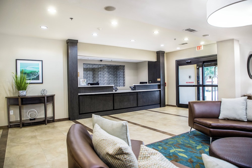 Candlewood Suites Grand Prairie Arlington An Ihg Hotel 24/40
