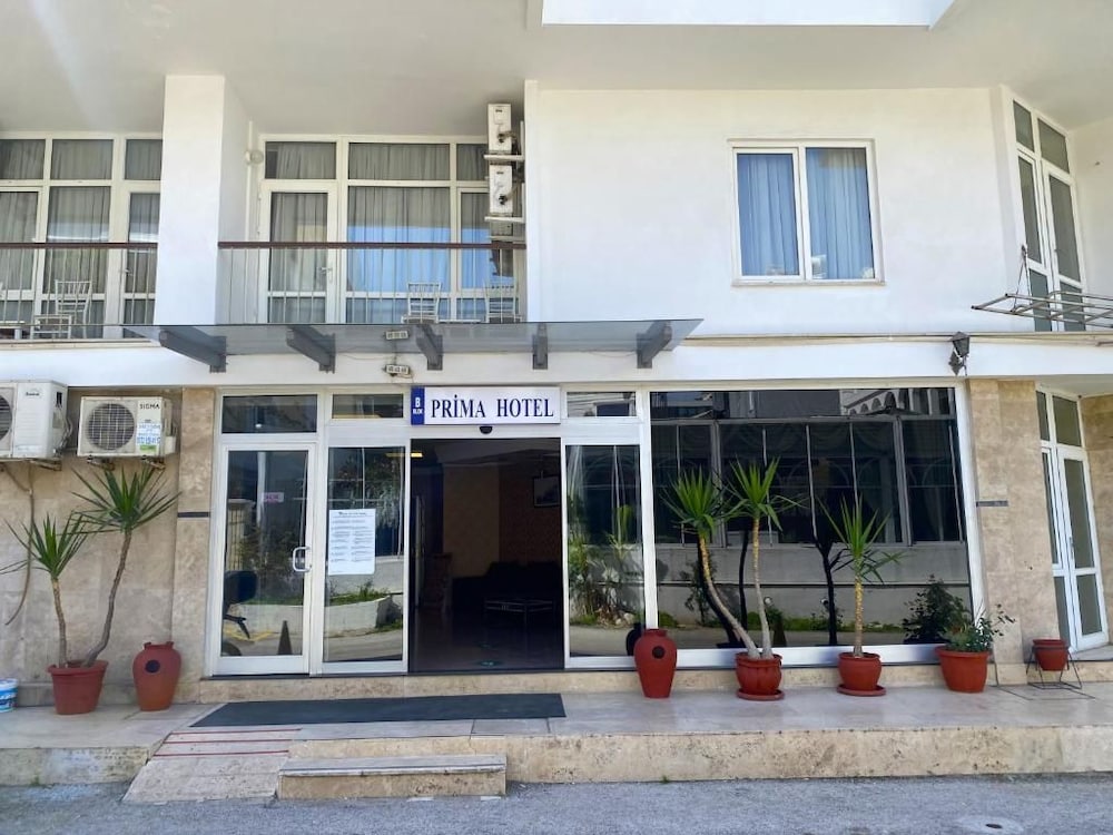 Prima Hotel 2/70