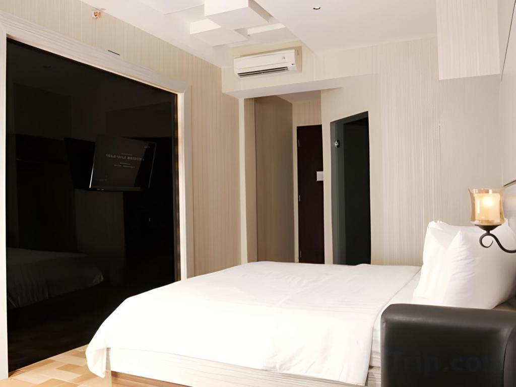 Shakti Hotel Jakarta 12/23
