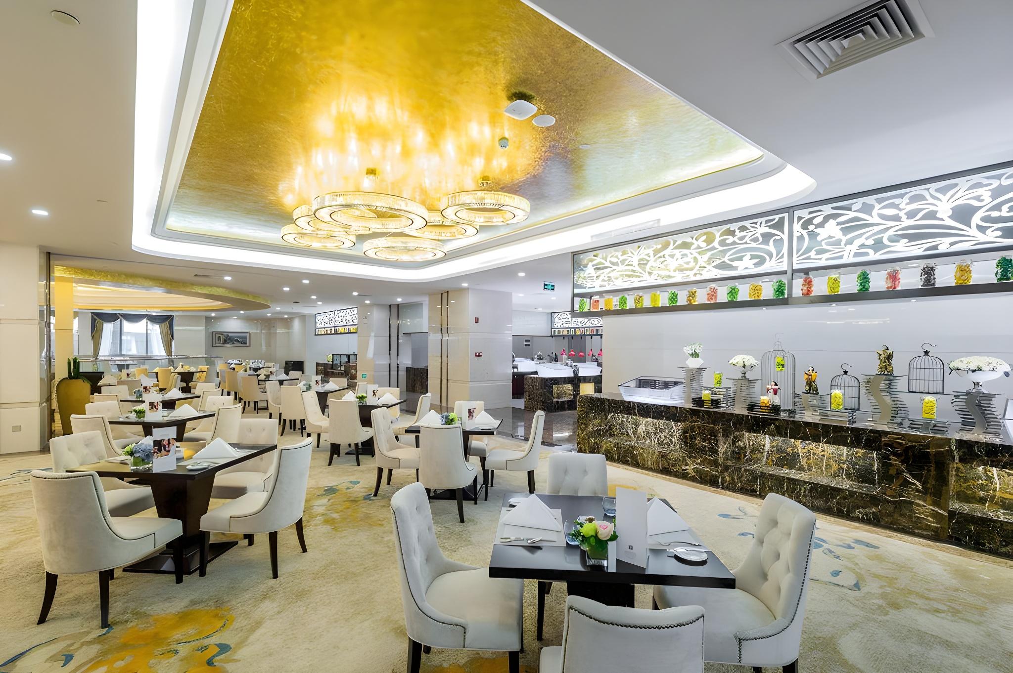 Xinjunyue Hotel 34/47