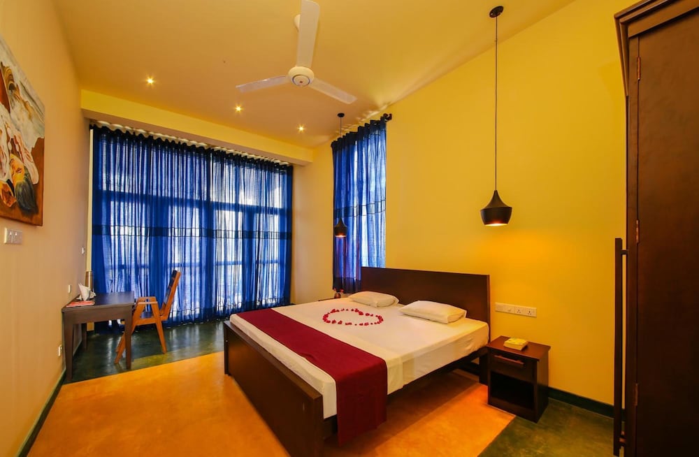 Sath Villa 13/47