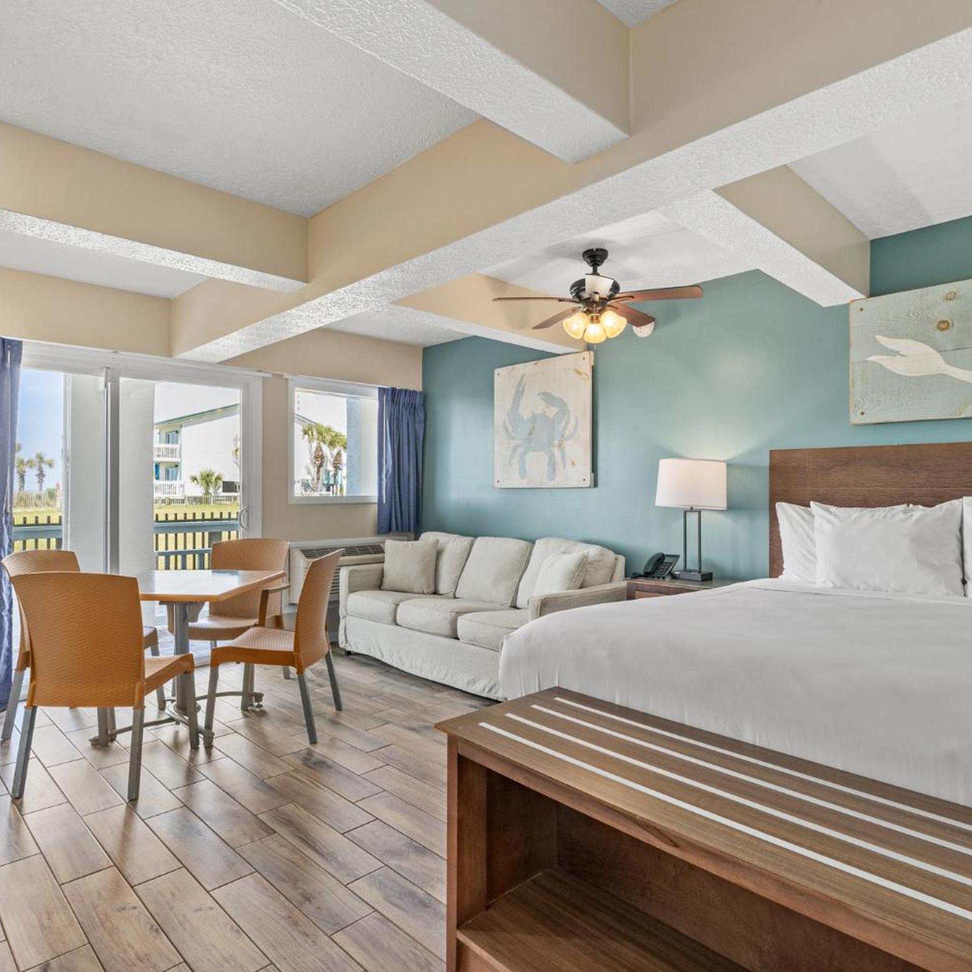 Studio, King Bed, Beach Front, Sofa, Kitchen, Ground Floor