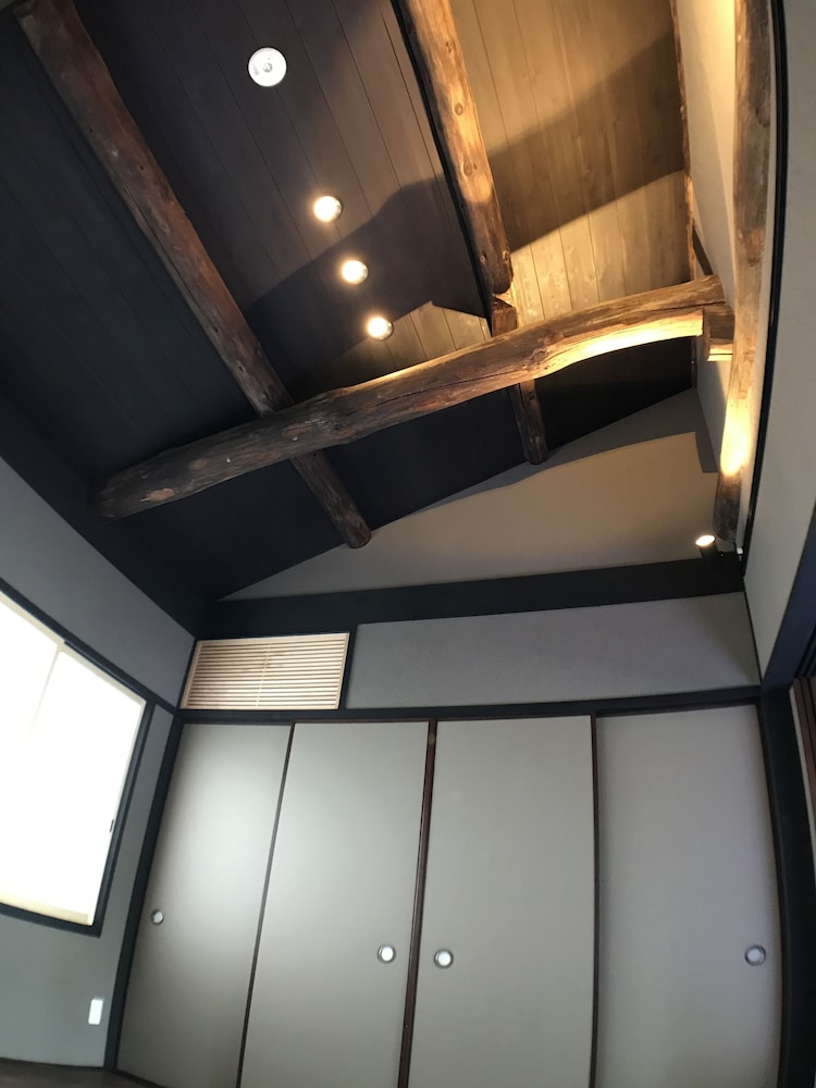 Reikaku Yasaka 24/50