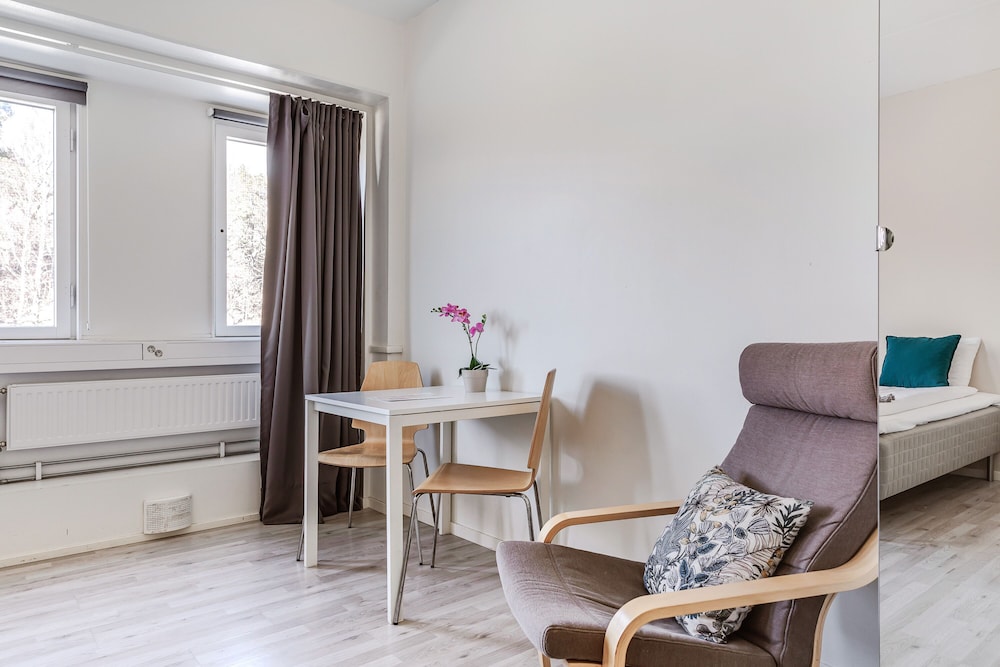 Part-Time Home Slagsta Strand 7/13