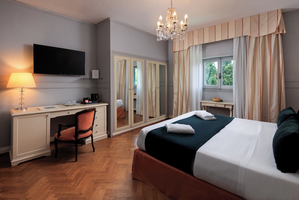 Villa Carlotta 24/56
