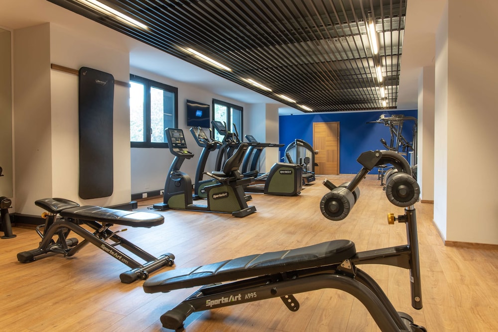 RADISSON BLU HOTEL MILAN 36/68