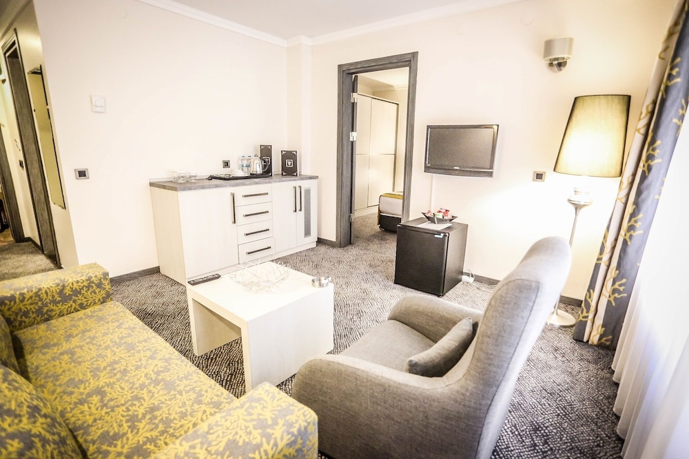 Koza Suite Hotel 51/70