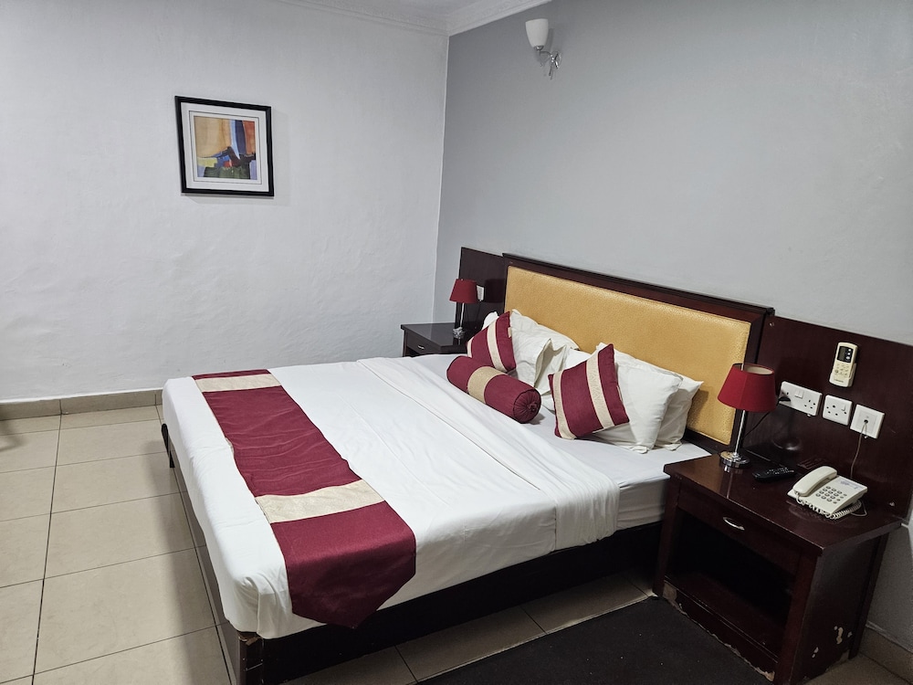 Bridgeview Hotel And Conference Centre 8/34