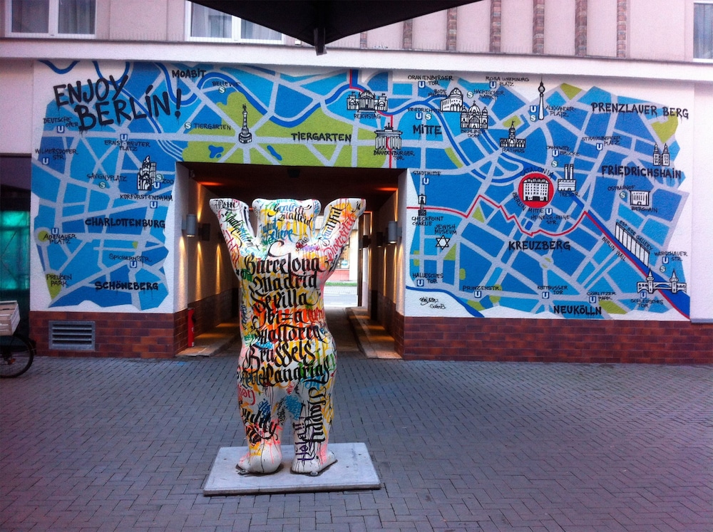 Catalonia Berlin Mitte 25/63
