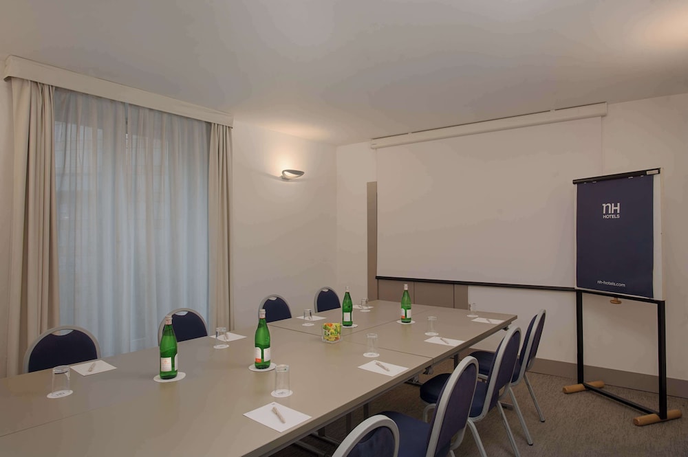 Hotel NH Genova Centro 36/47