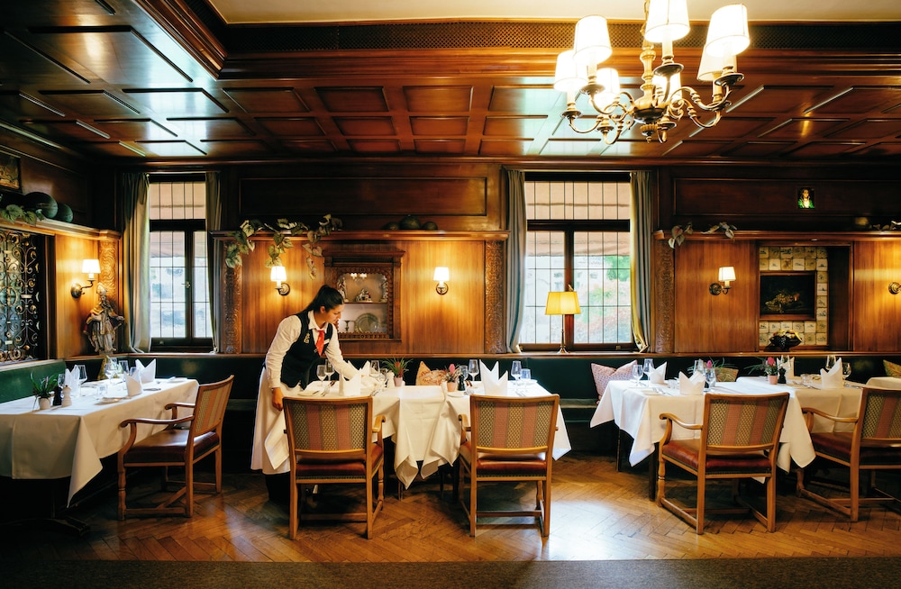 Hotel Restaurant Erbprinz 36/47