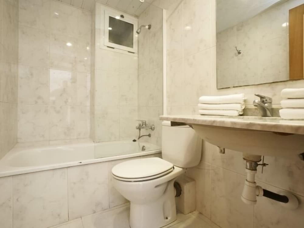 Rentalmar Los Peces Apartments 47/50