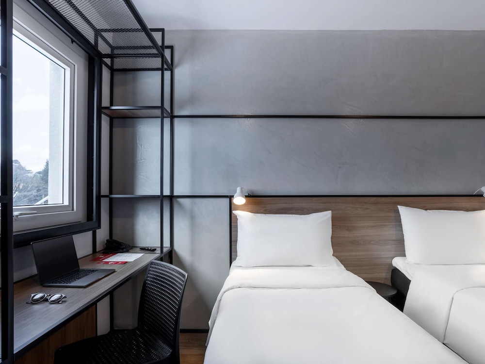 Ibis Botucatu 20/50