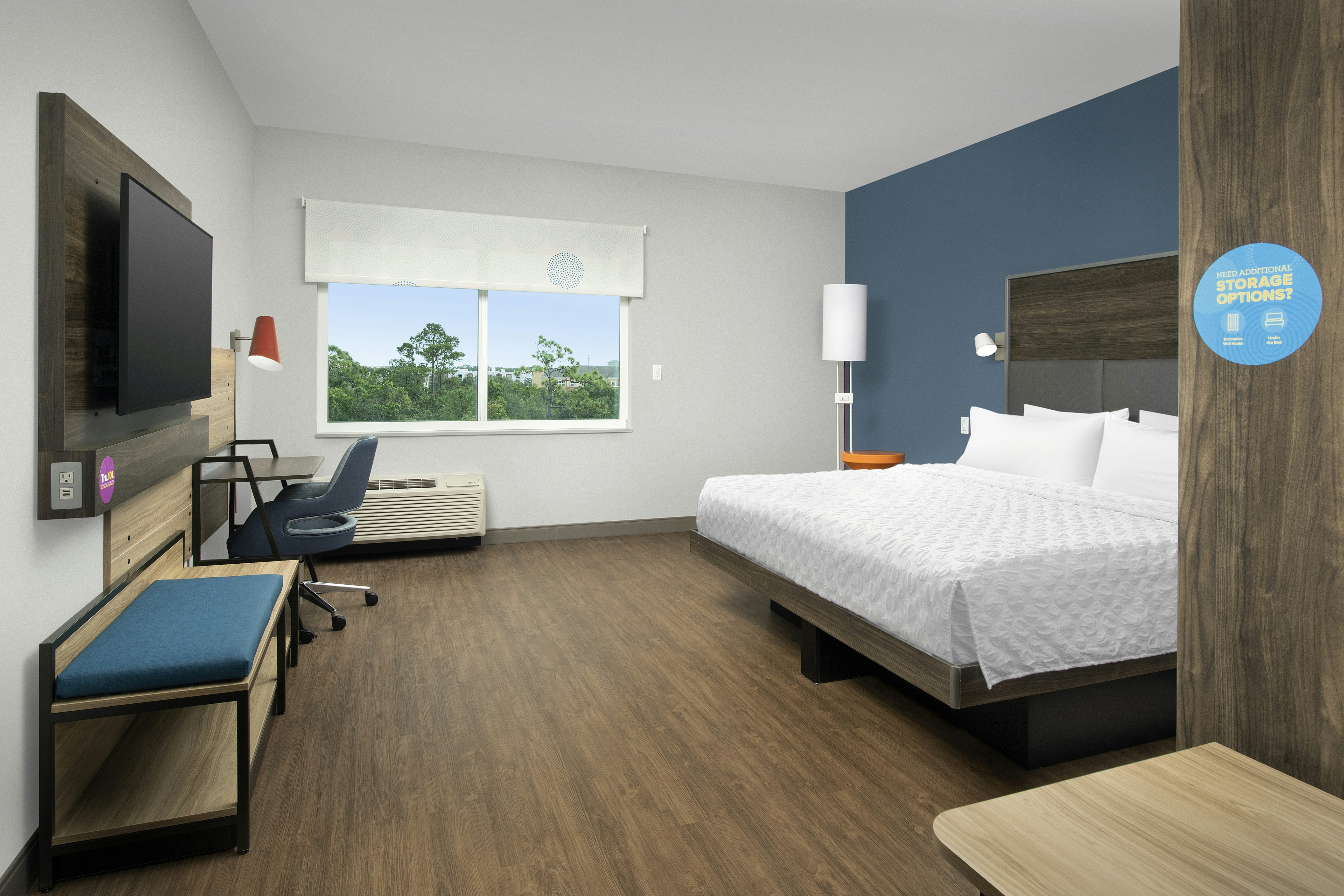 ROOM, KING BED, ACCESSIBLE