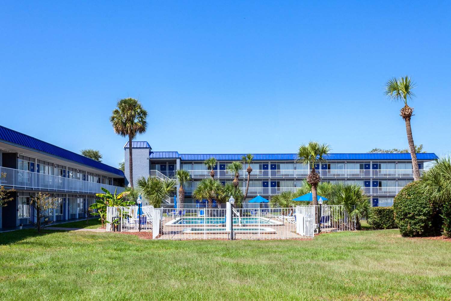 Days Inn By Wyndham Orlando Downtown 5/9